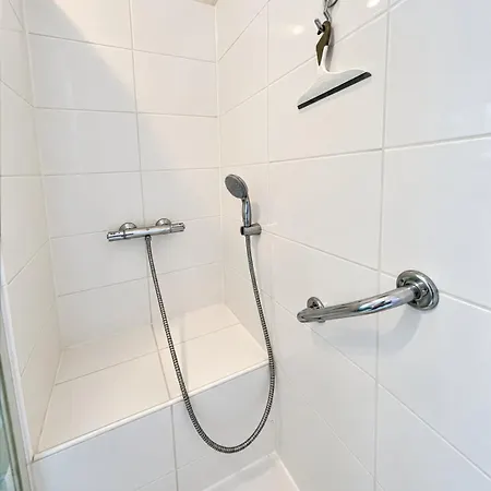 Holiday home Maison De - A 200 M - Jardin *
