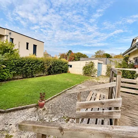 Holiday home Maison De - A 200 M - Jardin